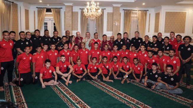 Jelang Persija Vs Persib Besok, Belum Ada Instruksi PNS Pakai Kostum Persija Jelang Persija Vs Persib Besok, Belum Ada Instruksi PNS Pakai Kostum Persija