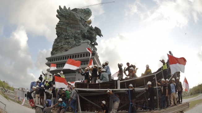 Jokowi Resmikan Patung Garuda Wisnu Kencana, Kalahkan Liberty AS Jokowi Resmikan Patung Garuda Wisnu Kencana, Kalahkan Liberty AS
