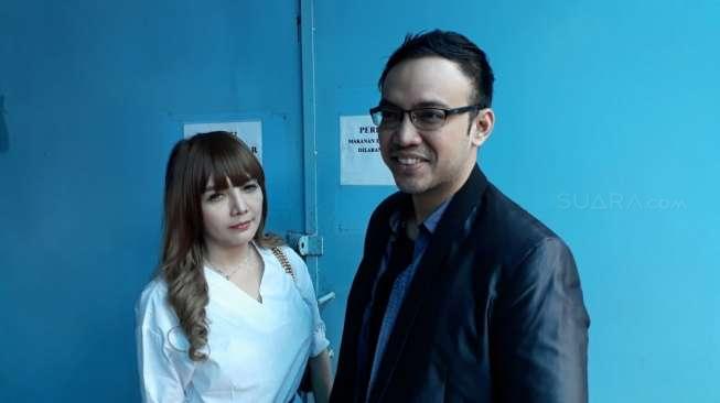 Pacar Masuk Katalog Alexis, Sandy Tumiwa Tunda Menikah Pacar Masuk Katalog Alexis, Sandy Tumiwa Tunda Menikah