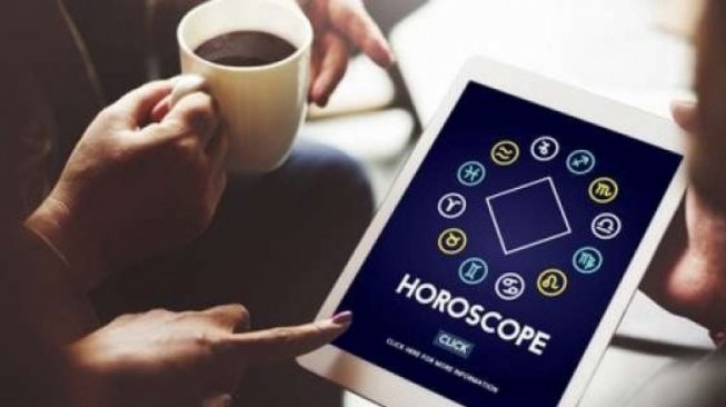 Ramalan Zodiak Asmara 13 Agustus 2019, Sagitarius: Asmara atau Karier nih? Ramalan Zodiak Asmara 13 Agustus 2019, Sagitarius: Asmara atau Karier nih?