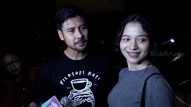 Putri Mirano Isyaratkan Hamil Anak Kembar
