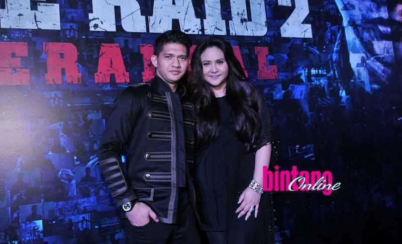 Rayakan Hari Jadi Pernikahan, Iko Uwais Unggah Foto Jadul dan Tulis Pesan Ini Rayakan Hari Jadi Pernikahan, Iko Uwais Unggah Foto Jadul dan Tulis Pesan Ini