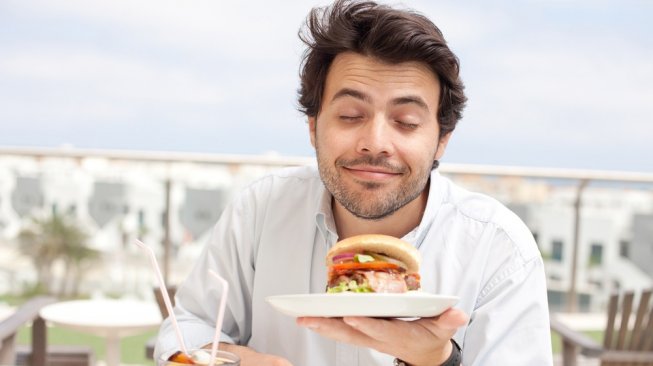 Sedap! Lilin Aromaterapi Kini Ada yang Wangi Burger McDonalds