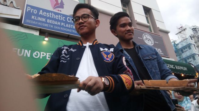 Ketika Dua Anak Presiden "Berduel" Bisnis Kuliner Ketika Dua Anak Presiden "Berduel" Bisnis Kuliner