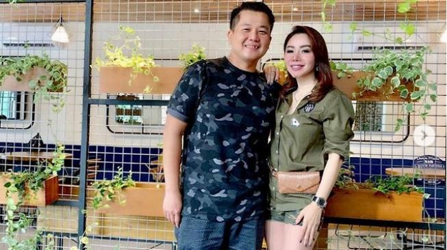 Lepas Status Janda, Femmy Permatasari Menikah Bulan Depan Lepas Status Janda, Femmy Permatasari Menikah Bulan Depan