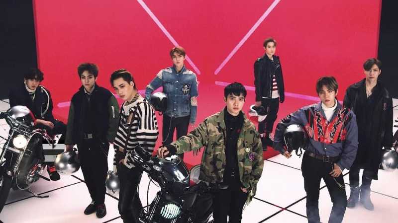 Fan Minta Konser EXO Dekat Reaktor Nuklir Dibatalkan Fan Minta Konser EXO Dekat Reaktor Nuklir Dibatalkan