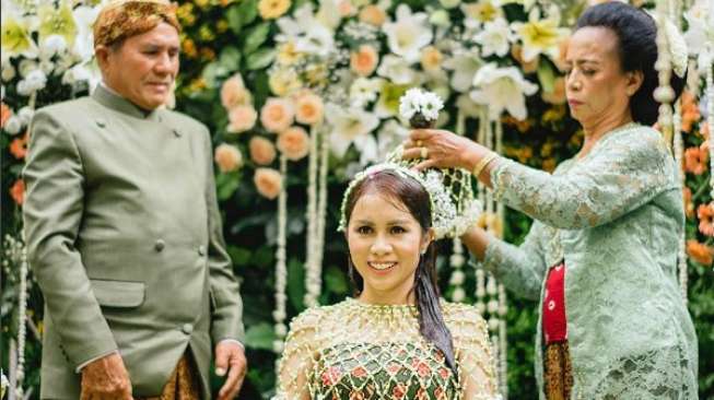 Serangan Jantung, Ayah Momo "Geisha" Dikabarkan Meninggal Serangan Jantung, Ayah Momo "Geisha" Dikabarkan Meninggal