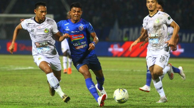 Permalukan Arema, Tira-Persikabo Beranjak ke Posisi Dua Klasemen Liga 1 Permalukan Arema, Tira-Persikabo Beranjak ke Posisi Dua Klasemen Liga 1