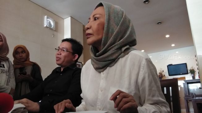 Kesal, Ratna Sarumpaet Diusir Keluarga Korban KM Sinar Bangun