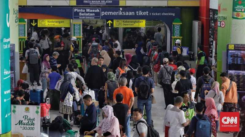 Sebanyak 43 Ribu Penumpang Kereta Api Tiba di Jakarta Sebanyak 43 Ribu Penumpang Kereta Api Tiba di Jakarta