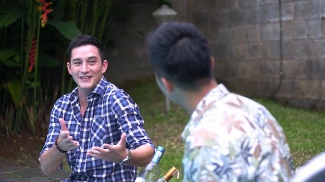 Mike Lewis Akui Ada di Lokasi Penangkapan Richard Muljadi Mike Lewis Akui Ada di Lokasi Penangkapan Richard Muljadi