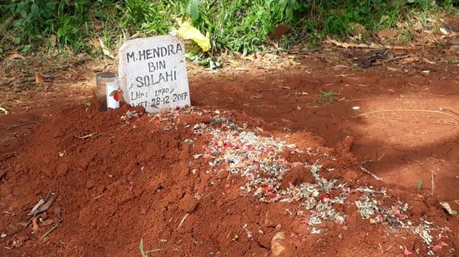 Misteri Raibnya Tali Pocong Hendra, si Pengkhayat Ilmu Kebatinan Misteri Raibnya Tali Pocong Hendra, si Pengkhayat Ilmu Kebatinan