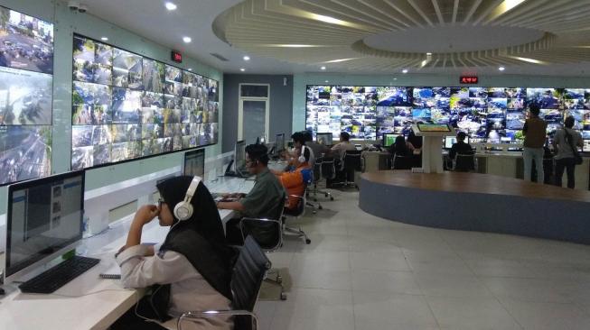 Surabaya Otaki 600 CCTV dengan Teknologi Pengidentifikasi Wajah Surabaya Otaki 600 CCTV dengan Teknologi Pengidentifikasi Wajah