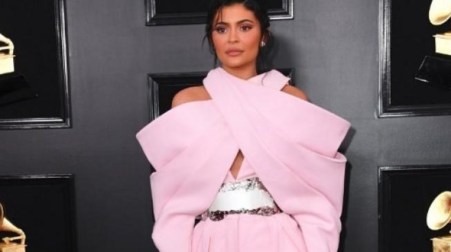 Sudah Mantap, Kylie Jenner Akhiri Persahabatan dengan Jordyn Woods Sudah Mantap, Kylie Jenner Akhiri Persahabatan dengan Jordyn Woods