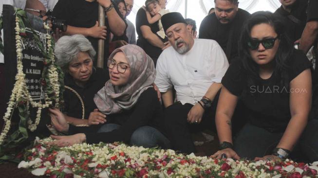 Firasat Indro Warkop Sebelum Istrinya Meninggal