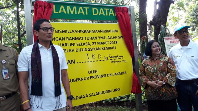 Punggung Patung Jenderal Sudirman Bolong, Sandiaga: Kami Perbaiki Punggung Patung Jenderal Sudirman Bolong, Sandiaga: Kami Perbaiki