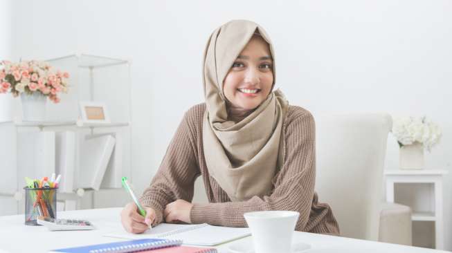 Tolak Lepas Jilbab, Seorang Gadis di Belanda Dipukuli