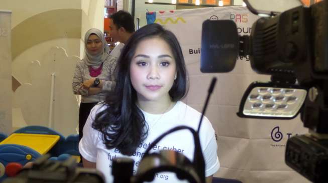 Unggah Foto Full Makeup, Nagita Slavina Kembali Dipuji Warganet