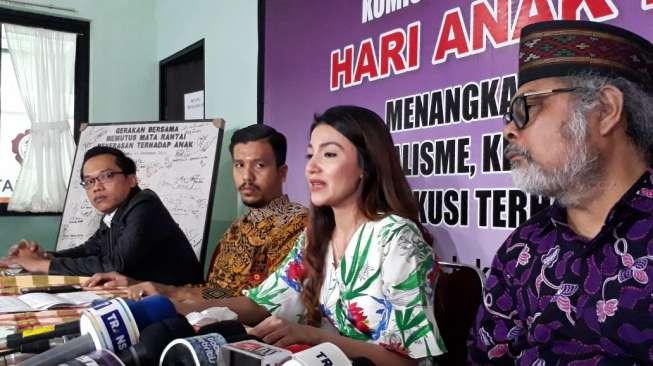 Kuasa Hukum Tsania Marwa Ancam Polisikan Atalarik Syah Kuasa Hukum Tsania Marwa Ancam Polisikan Atalarik Syah