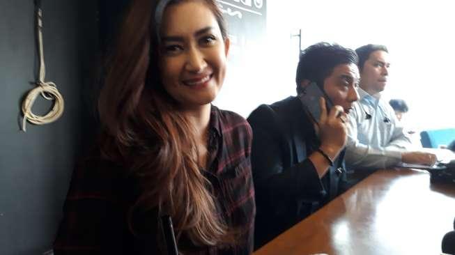 Anak Diincar Paedofil, Nafa Urbach Sambangi Cyber Crime Polda Anak Diincar Paedofil, Nafa Urbach Sambangi Cyber Crime Polda