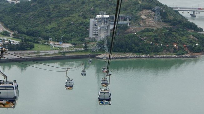 Sensasi Menikmati Lanskap Hong Kong dengan Kereta Gantung Ngong Ping 360