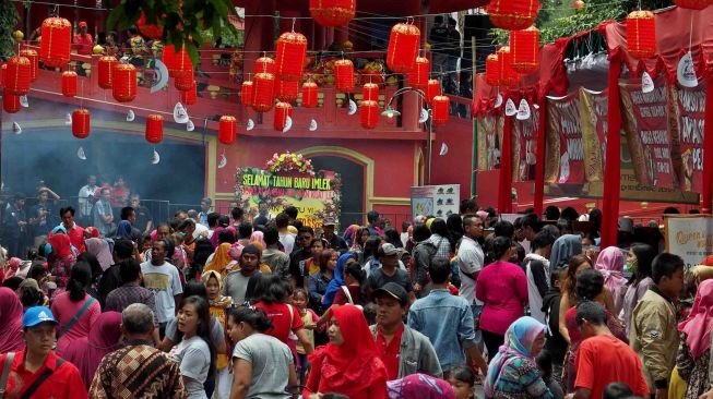 Hal Terlarang yang Dilakukan Saat Tahun Baru Imlek Hal Terlarang yang Dilakukan Saat Tahun Baru Imlek