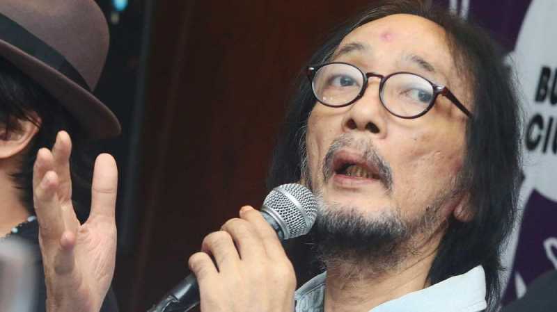Yockie Suryo Kembali Rock di Konser Menjilat Matahari Yockie Suryo Kembali Rock di Konser Menjilat Matahari