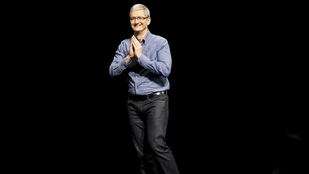 Tim Cook Terima Gaji Rp3,45 Miliar Tiap Bulan dari Apple