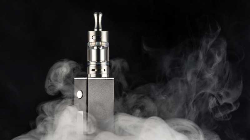 Studi: Vape Sama Bahayanya dengan Rokok Konvensional