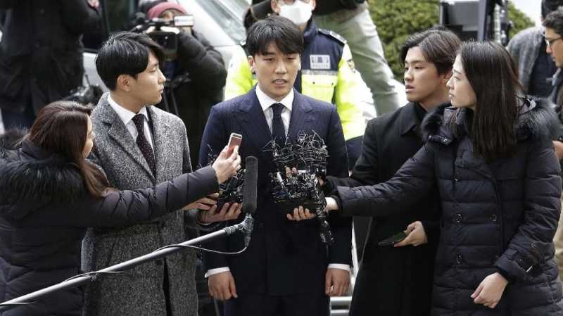 Seungri Mengaku Salah usai Jadi Tersangka Penyebar Video Seks Seungri Mengaku Salah usai Jadi Tersangka Penyebar Video Seks