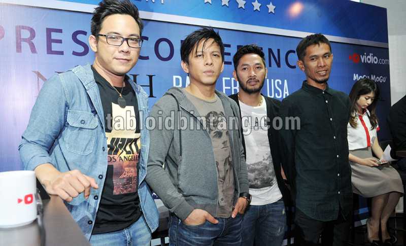 Ariel Buka Suara Soal Hengkangnya Uki dari NOAH Ariel Buka Suara Soal Hengkangnya Uki dari NOAH