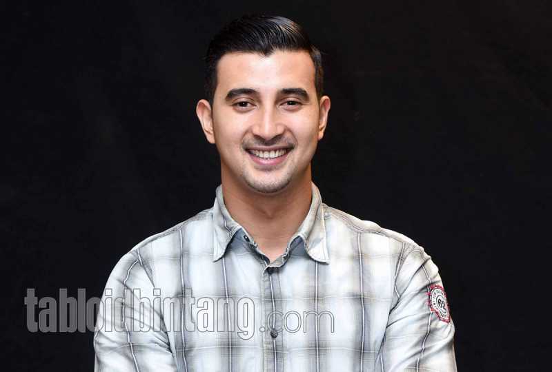 Ali Syakieb Tepergok Bersama Wanita, Netizen Pertanyakan Hubungan dengan Citra Kirana Ali Syakieb Tepergok Bersama Wanita, Netizen Pertanyakan Hubungan dengan Citra Kirana