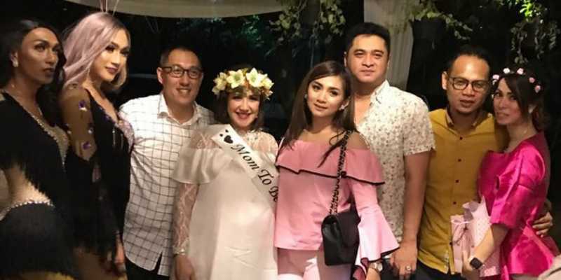 Andi Soraya Gelar Baby Shower, Netizen Tanya Suami