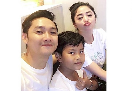 Begini Awal Perkenalan Dewi Perssik dan Angga Wijaya Begini Awal Perkenalan Dewi Perssik dan Angga Wijaya