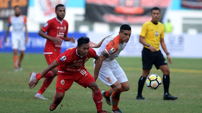 Persija vs Persib: Laga Sengit di Tengah Persoalan Taktik