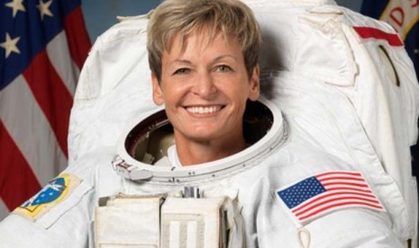 Astronaut Perempuan AS Pecahkan Rekor Terlama di Luar Angkasa