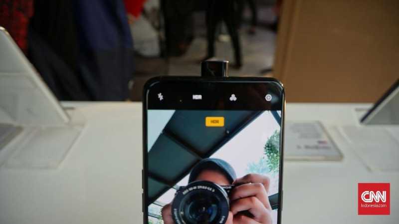 Cara Kerja Kamera Pop-up di Ponsel Pintar Cara Kerja Kamera Pop-up di Ponsel Pintar