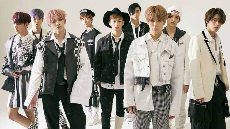 Gaya Sarung Fashionable Taeyong NCT 127 yang Bikin Gempar Gaya Sarung Fashionable Taeyong NCT 127 yang Bikin Gempar