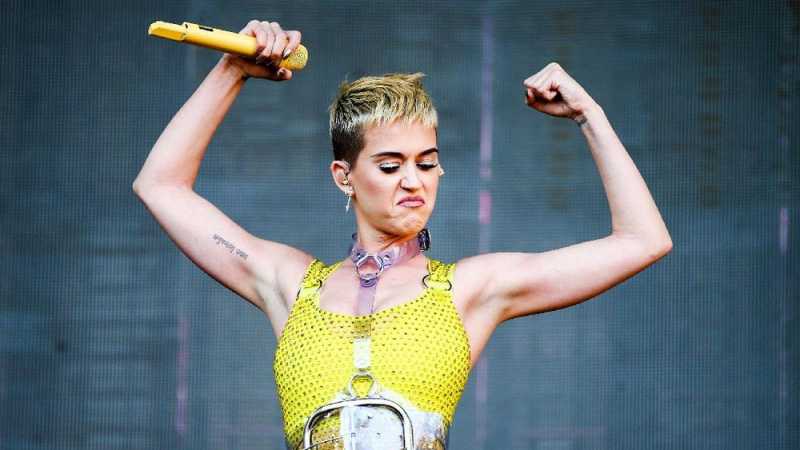 Katy Perry Beberkan Pengalaman Seks Para Mantan Katy Perry Beberkan Pengalaman Seks Para Mantan