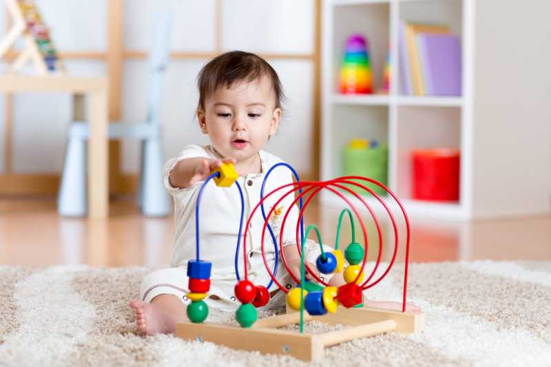 Tips Memilih Mainan Bayi yang Aman, Sesuai Umur Balita Anda Tips Memilih Mainan Bayi yang Aman, Sesuai Umur Balita Anda