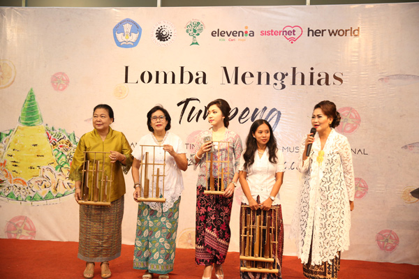 Cintai Budaya Indonesia Lewat Nasi Tumpeng