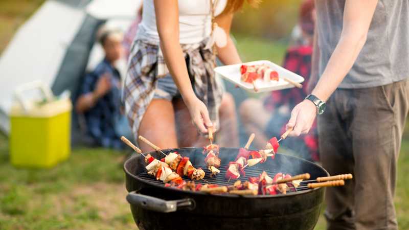 Tips Mengadakan Pesta Barbeque Murah dan Antirepot di Rumah