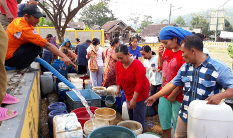 Musim Kemarau, 12 Ribu Warga Sukabumi Terdampak Kekeringan Musim Kemarau, 12 Ribu Warga Sukabumi Terdampak Kekeringan