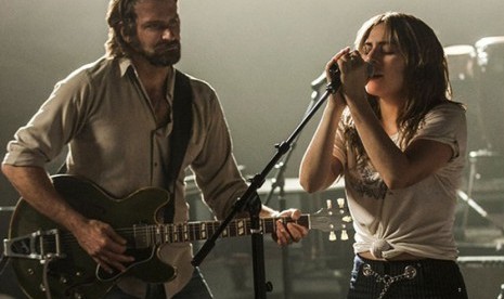 Lady Gaga Akui Kaget Bradley Cooper Dapat Menyanyi Lady Gaga Akui Kaget Bradley Cooper Dapat Menyanyi