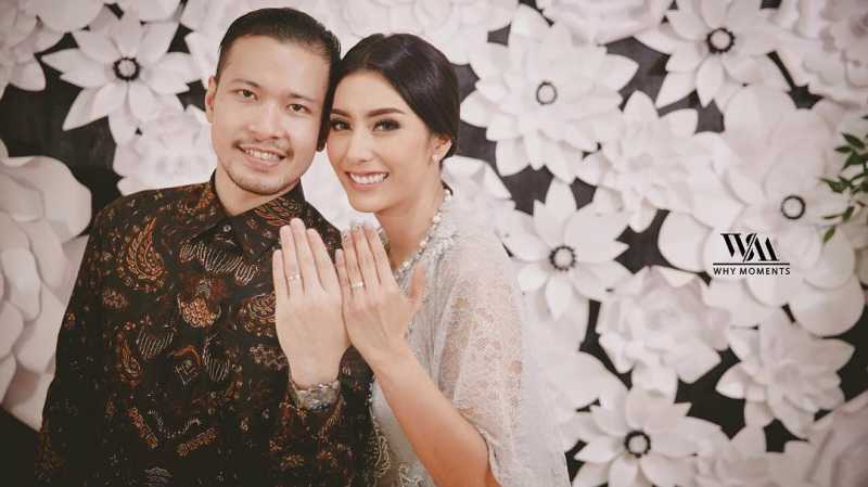 Tyas Mirasih Resmi Dinikahi Raiden Soedjono, Maskawin 8 Gram Emas Tyas Mirasih Resmi Dinikahi Raiden Soedjono, Maskawin 8 Gram Emas