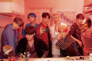 BTS tampil serba hitam di Grammy 2019