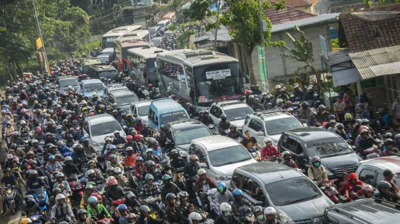 Minggu Malam Akan Jadi Puncak Arus Balik Lebaran Minggu Malam Akan Jadi Puncak Arus Balik Lebaran
