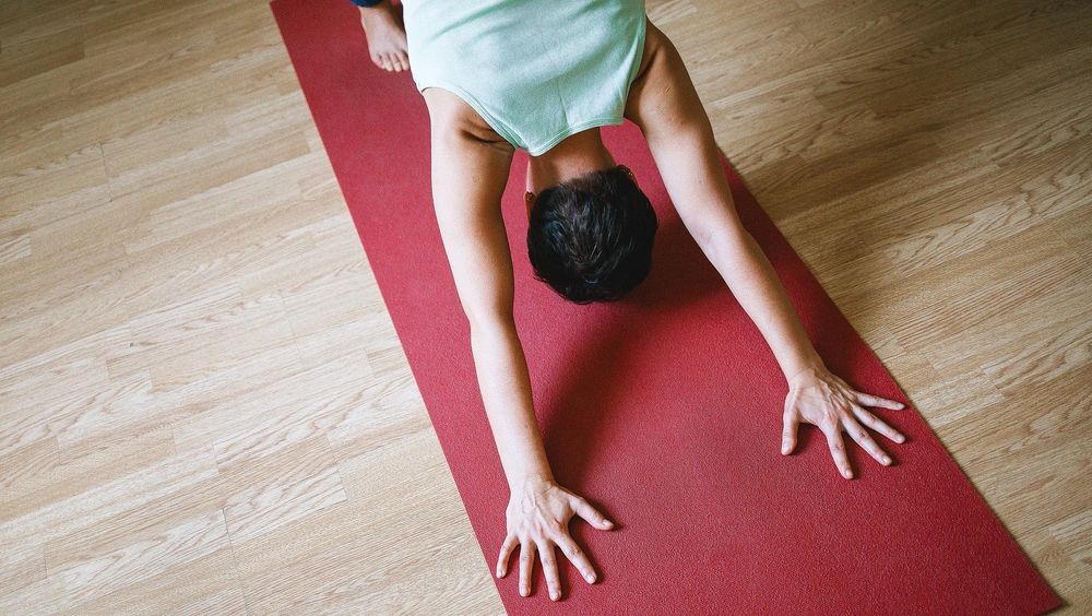4 Gerakan Yoga Asana buat Turunkan Berat Badan