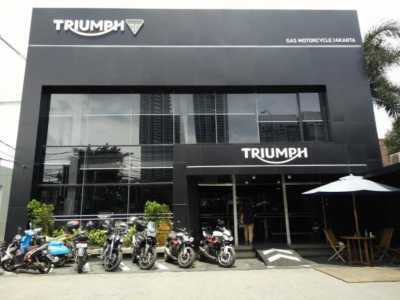 Triumph Resmikan Showroom dan Motor Baru Tahun 2017