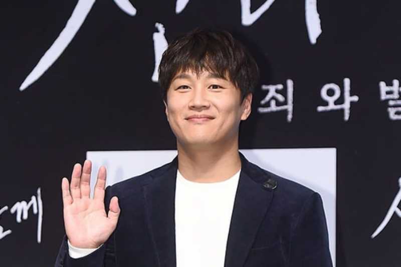 Obrolan Soal Judi di Ponsel Jung Joon Young Terbongkar, Cha Tae Hyun Minta Maaf Obrolan Soal Judi di Ponsel Jung Joon Young Terbongkar, Cha Tae Hyun Minta Maaf